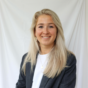 /A.%20Henkelman<sup>%20MD</sup>